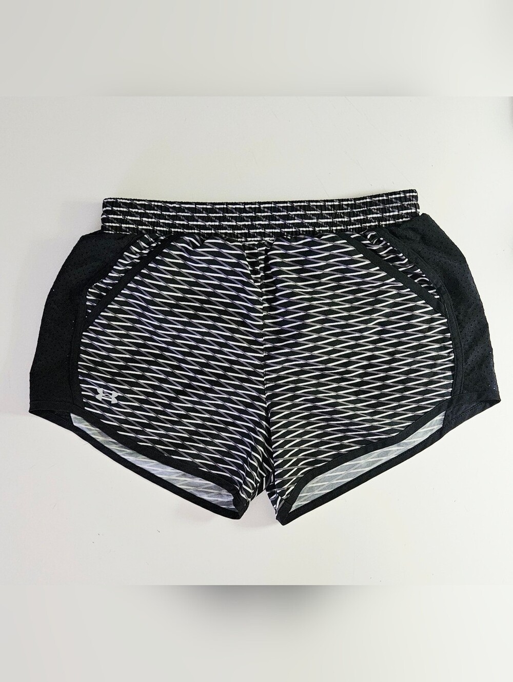 Under Armour Heat Gear Fly By Running Shorts